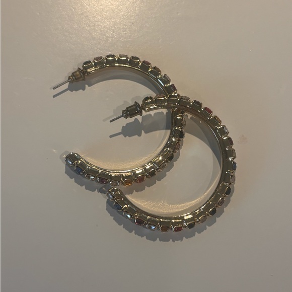 Hoops - Picture 7 of 7